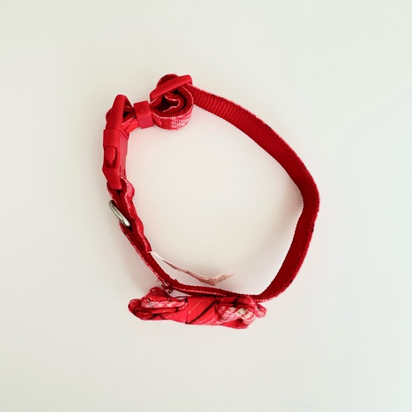 5/$20 Festive Plaid Dog Collar with Bow, Size Small - Picture 3 of 7